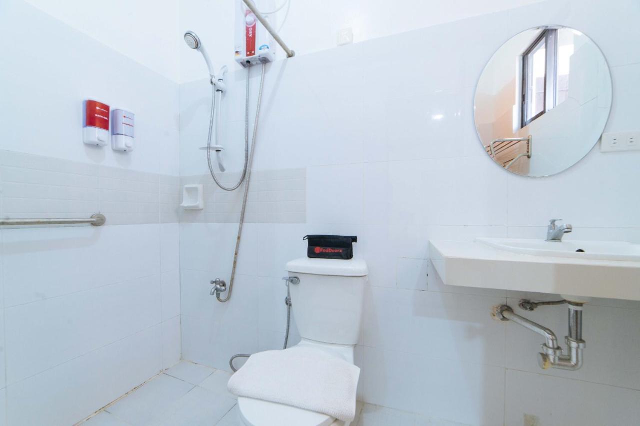 RedDoorz Plus @ San Roque Roxas Exterior foto